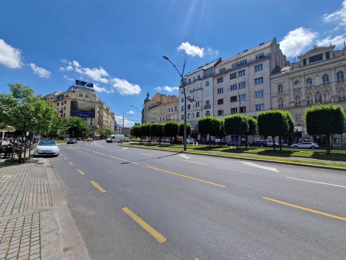 Central Point Budapesta Exterior foto
